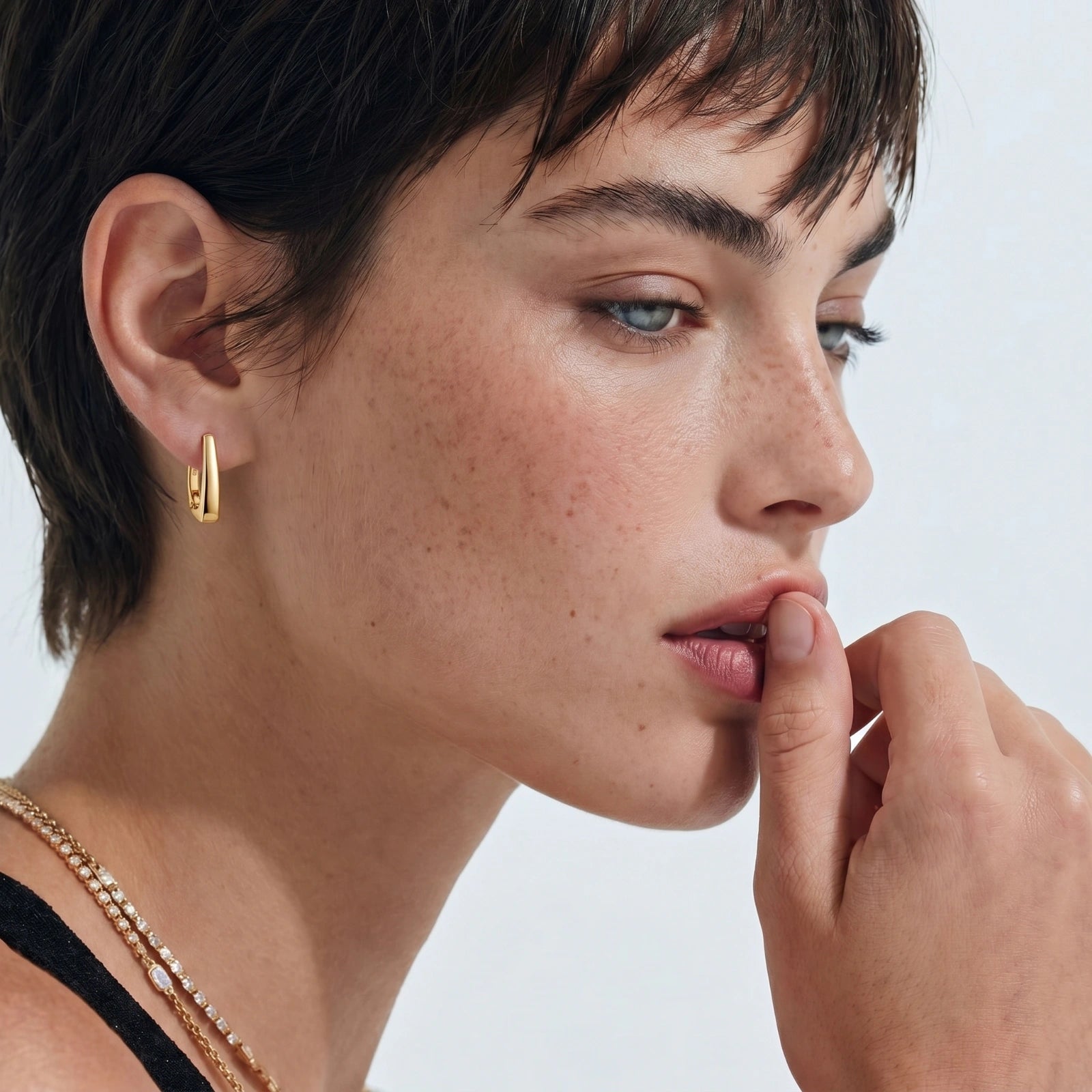 Golden Hour Huggie Earrings | Cyrene Boutique